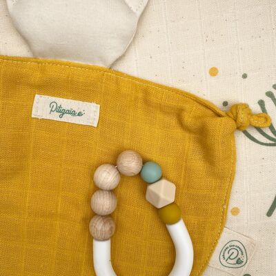 Caja de regalo de nacimiento "Mi primer peluche" amarilla de algodón orgánico