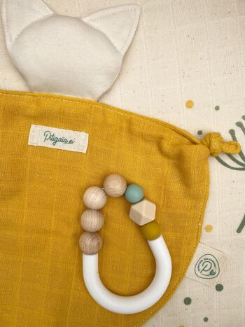 Coffret cadeau de naissance " Mon 1er doudou " jaune en coton bio 1