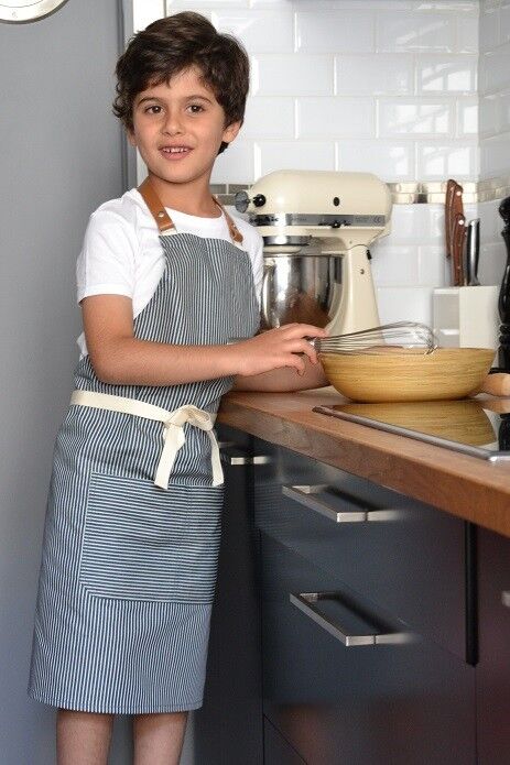 Optimist Child's Apron - Ecru Blue Striped