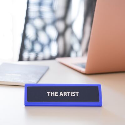 Desk plate - The Artist