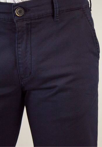 Pantalon chino bleu marine 4