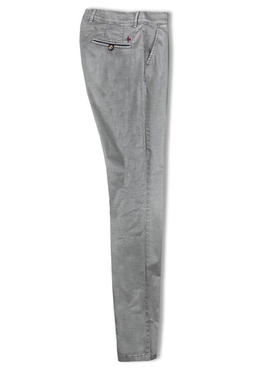 Pantalón chino gris