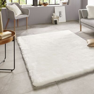 Soft Faux Fur Carpet Superior Uni White