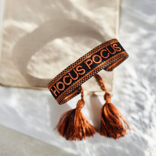 Hocus Pocus Statement Armband