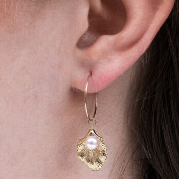 Boucles d'oreilles cercle avec fleur de perle (garniture dorée uniquement) - Rosaline 2