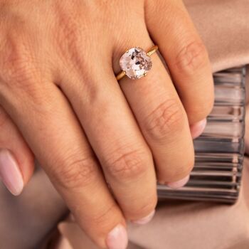 Un anneau en cristal, carré de 10 mm - argent - Aigue-marine 2