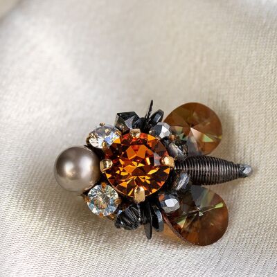 Insect brooch little flies, crystals and pearls - Amber