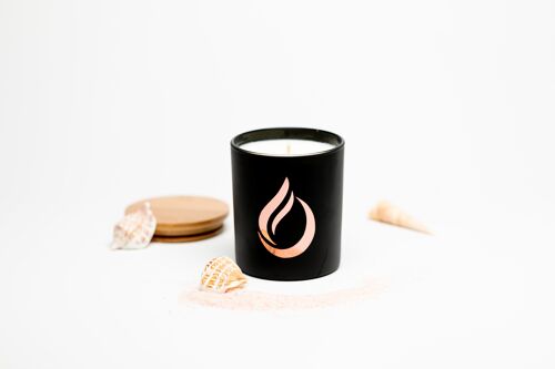 Aromatherapy 'Sea Walk' Black Large Soy Candle