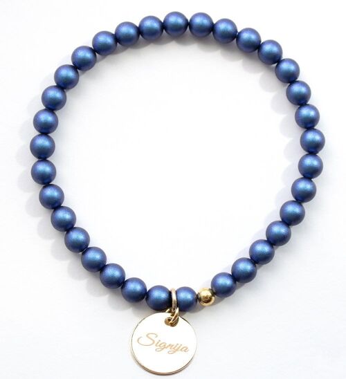 Small pearl bracelet with personalized word medallion - gold - Irid Dark Blue - S