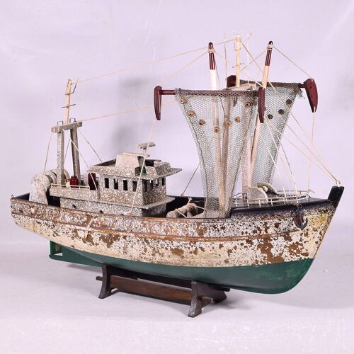 Wooden Rustic Antique Finish Fishing Boat Model