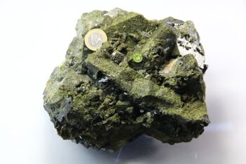 Pièce unique : Grand groupe en cristal Epidote Himalaya, Pakistan, 1