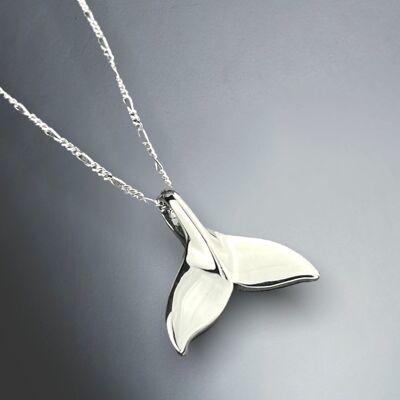 Cadena de plata de ley 925 con cola de delfín - Idea de regalo para los amantes de los animales - K925-16