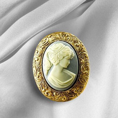 Cameo baroque lady brooch in vintage style -blue-