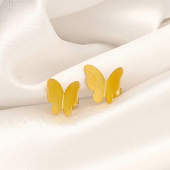 Boucles d'oreilles mini papillons - Boucles d'oreilles minimalistes en plaqué or sterling 925 - OHR925-99 1