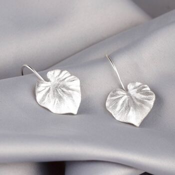 Boucles d'oreilles plantes tropicales - Boucles d'oreilles pendantes en argent sterling 925 Monstera Leaf - OHR925-25 1