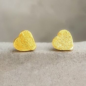 Mini Boucles d'Oreilles Coeur - 925 Sterling Gold Matte Gold Plated Small Heart Studs - OHR925-134 1
