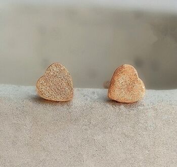 Mini Boucles d'Oreilles Coeur - 925 Sterling Or Rose Mat Plaqué Or Petit Coeur Studs - OHR925-136 4