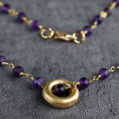 Cadena de círculo de oro amatista - Collar de piedras preciosas de cristal violeta púrpura chapado en oro - VIK-01