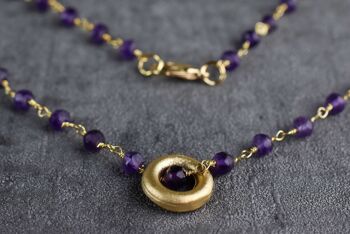 Chaîne de cercle en or améthyste - Collier de pierres précieuses en cristal violet violet plaqué or - VIK-01 1