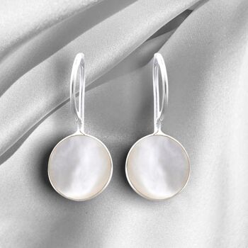 Boucles d'oreilles en nacre en argent sterling 925 personnalisées avec GRAVURE - Bijoux minimalistes en blanc - OHR925-57 - Sans gravure 1