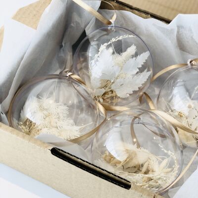 Christmas balls - Transparent with dried flowers for the Christmas tree.