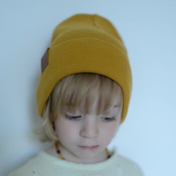 Bonnet classique jaune moutarde pour enfant 3