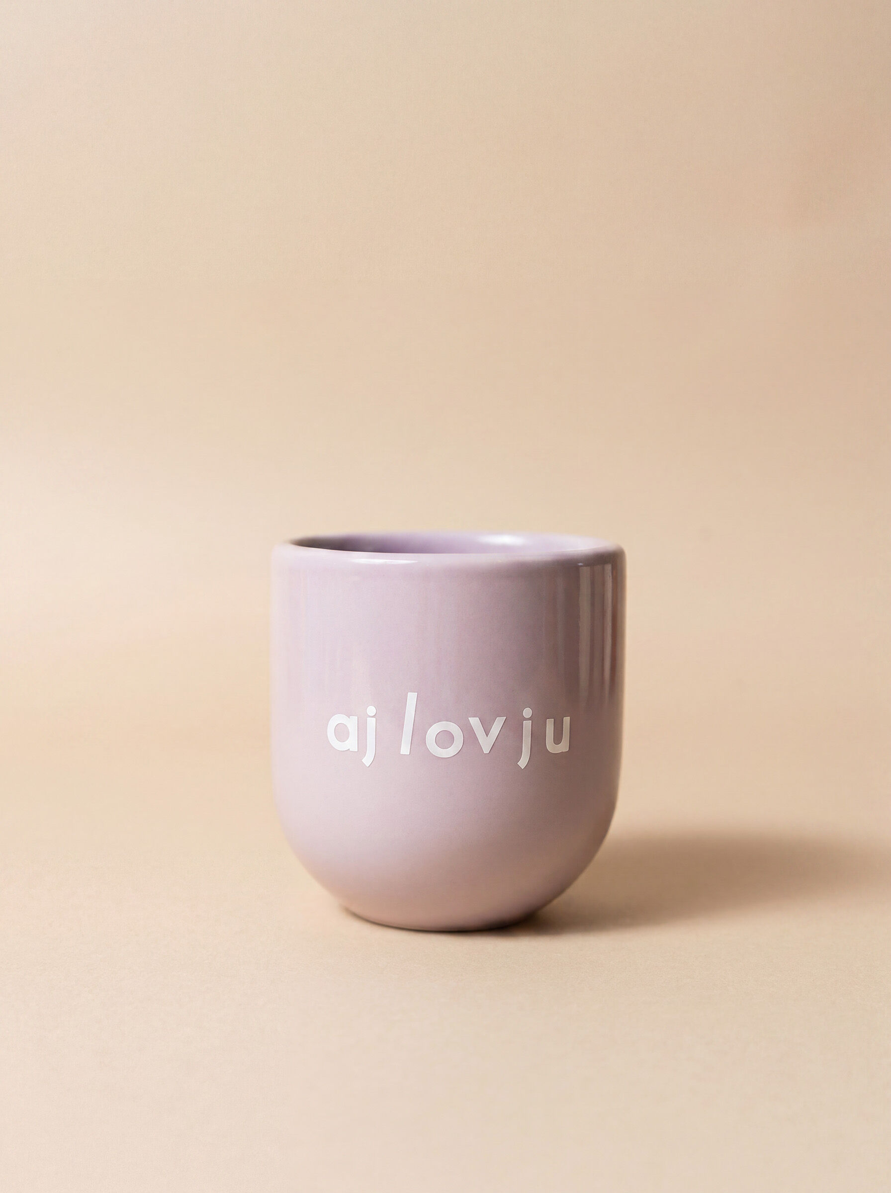 Sisi mug, AJLOVJU