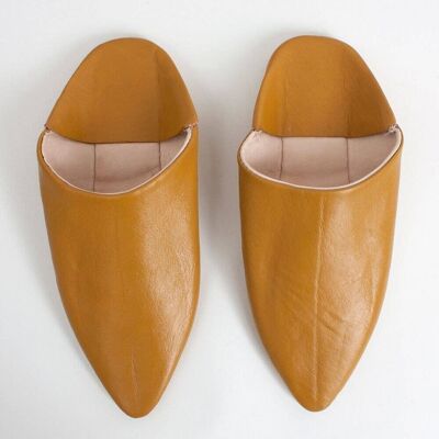 Chaussons babouches pointus classiques marocains moutarde