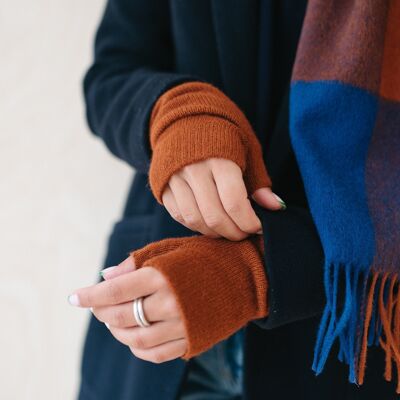 Cashmere & Merino Wrist Warmers in Rust