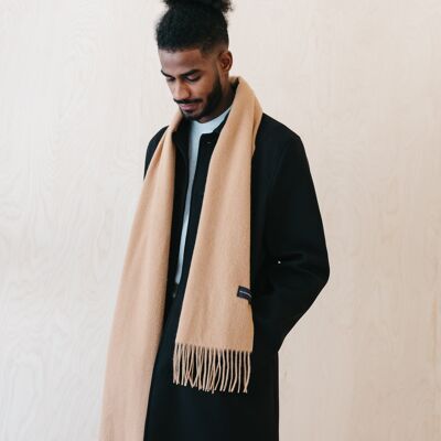 Cashmere Men's Scarf in Camel