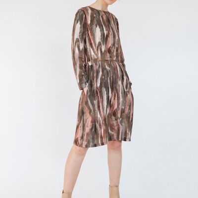 FW2223 V03 Kleid mit Dueno-Rosa-Print