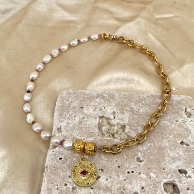 Red Eye Pearl Necklace - Gold Plated