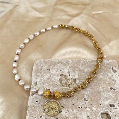 Moonlight Pearl Necklace - Gold Plated