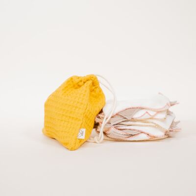 WASHABLE WIPES AND MUSTARD POUCH