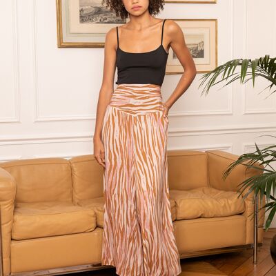 Wide leg pants with high waist and elastic behind