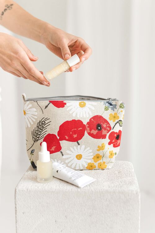 Linen Makeup Bag with Wild Flowers • Cosmetic Pouch with the Zip