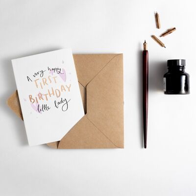 Una tarjeta tipográfica muy feliz para el primer cumpleaños de una pequeña dama