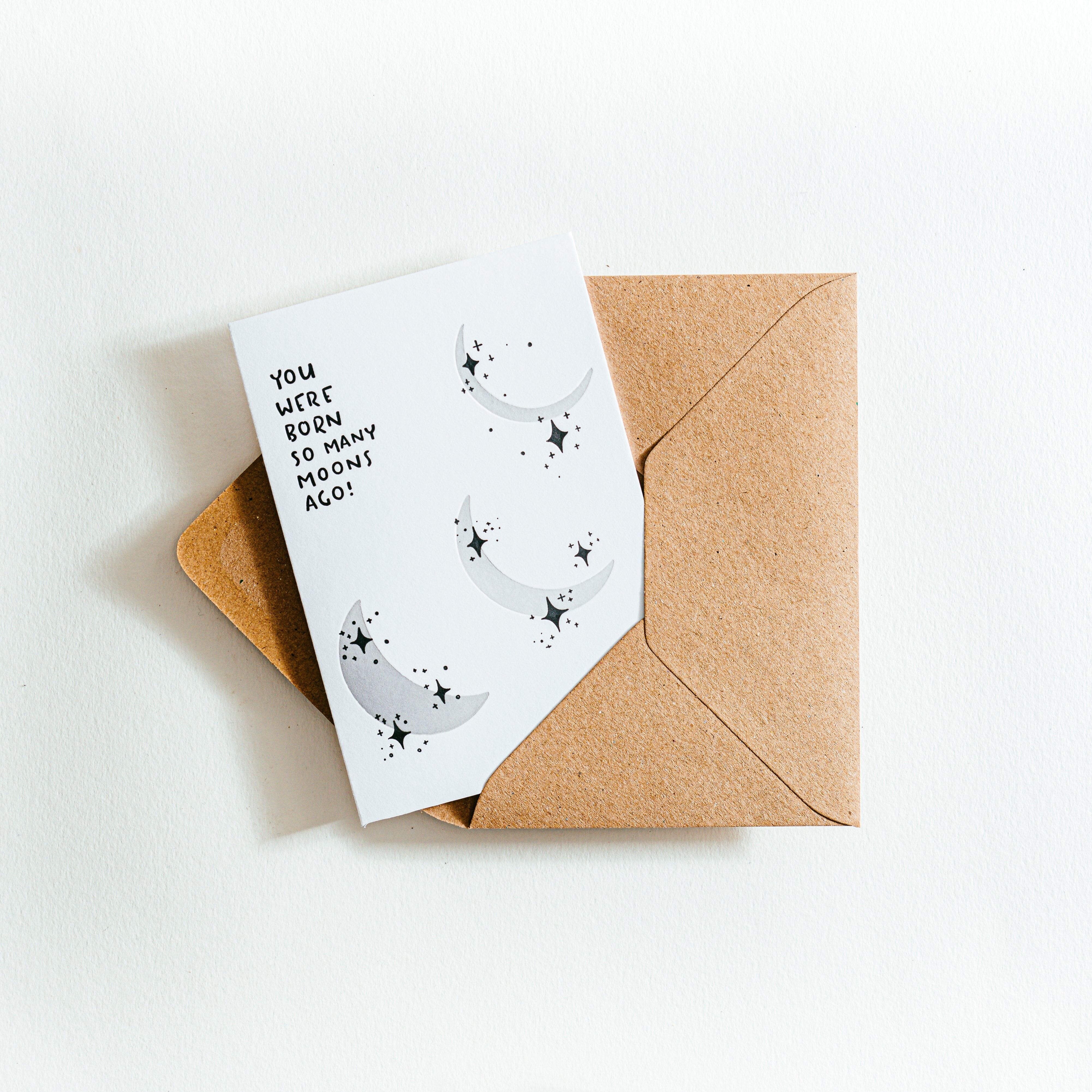 Sei nato così tante lune fa Biglietto di auguri di compleanno