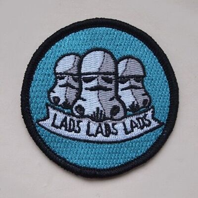 Muchachos muchachos muchachos - hierro bordado en la insignia