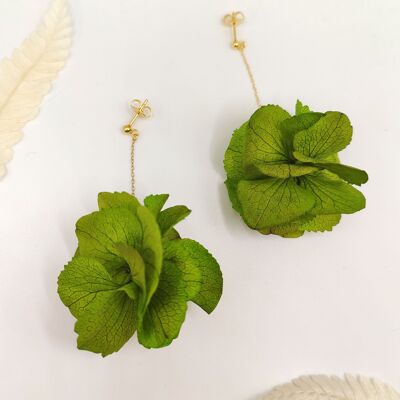 Boucles d'oreilles en fleurs stabilisées vertes Mira