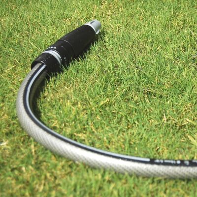 GARDEN HOSE WITH PREMIUM WATERING KIT Ø5/8" 15mm 15m