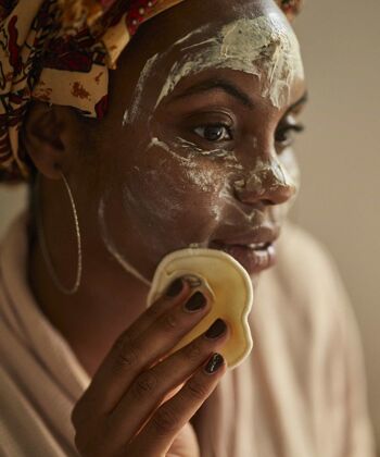 Masque facial naturel, végétalien et écologique à l'argile kaolin pour éliminer les taches - Recharge en vrac de 1 L 4