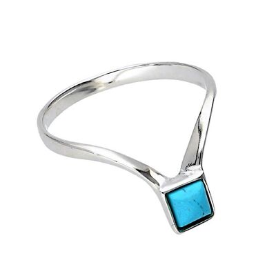 Beautiful Dainty Turquoise Ring