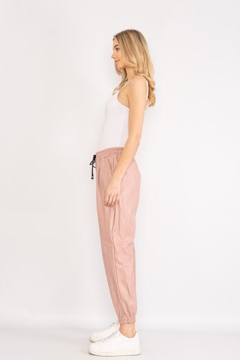Pantalon rose effet cuir avec cordon de serrage à la taille 2