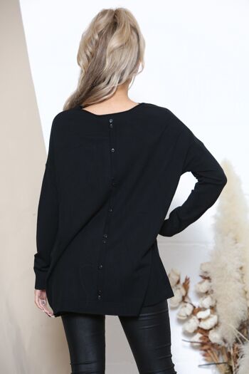 Pull casual noir détail cœur 3