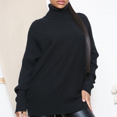 Black ribbed jumper with heart bead