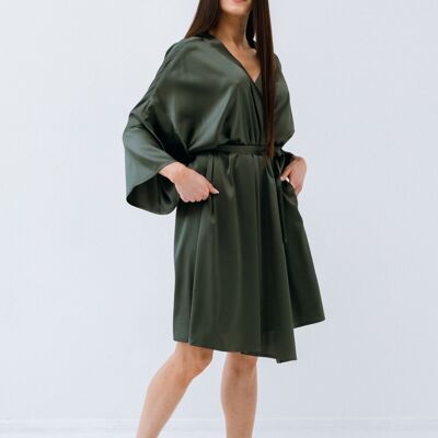 Short Silk Kimono Dress "Muse" in Rich Green