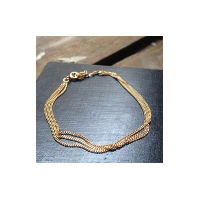 Triple chain bracelet