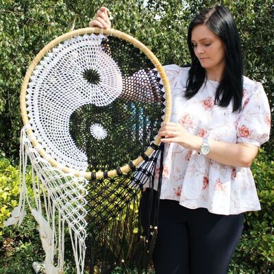 BDC-20 - Bali Dream Catchers - Extra Large Ying Yang D: 50cm - Sold in 1x unit/s per outer