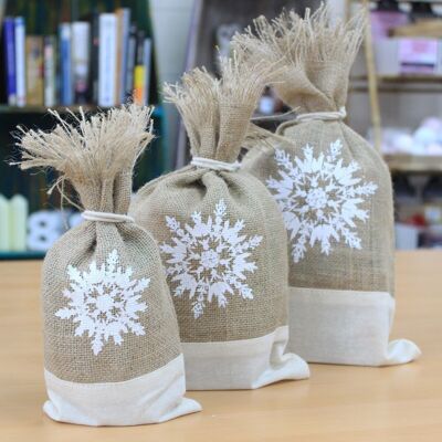 DanP-03 - Danish Pouch Set of 3 - White & Snowflake - Sold in 1x unit/s per outer